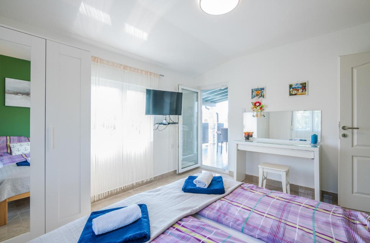 Apartment Dragica Čižići Buitenkant foto